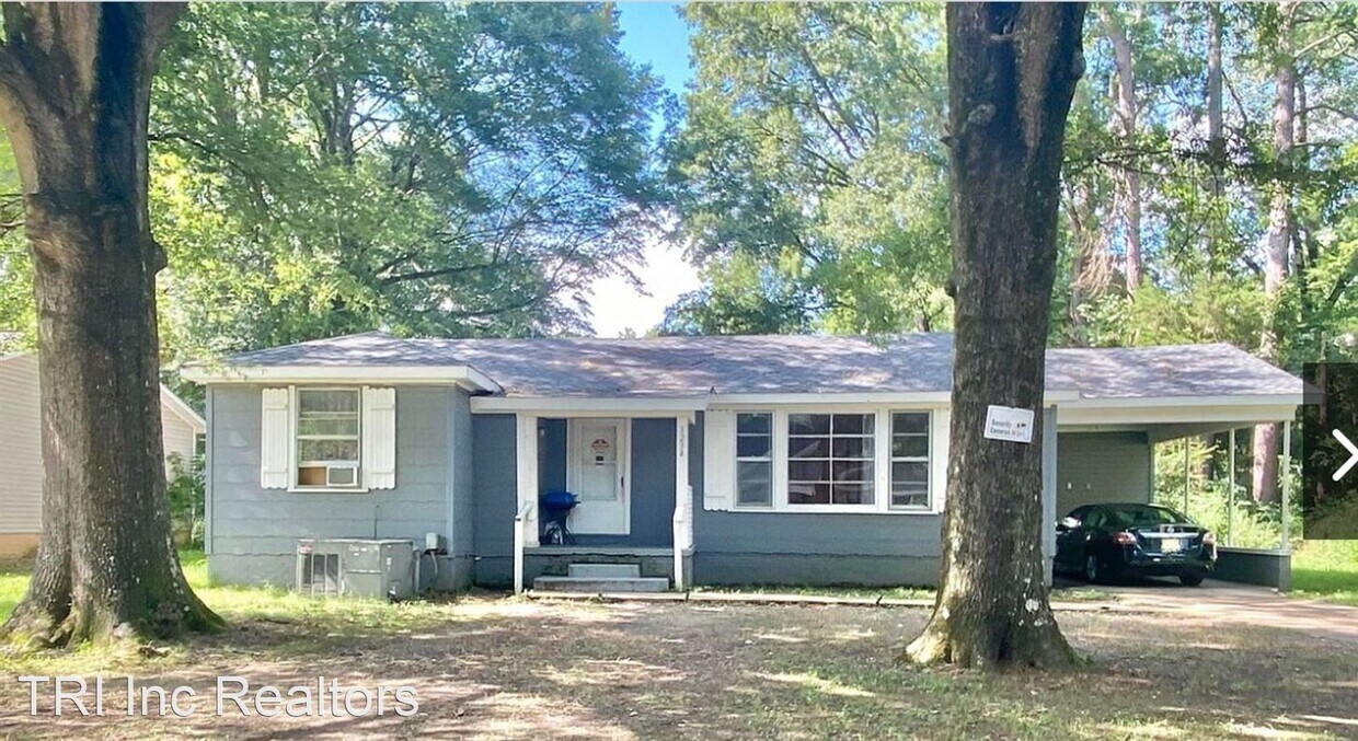 Primary Photo - 3 br, 1 bath House - 1234 Boggan