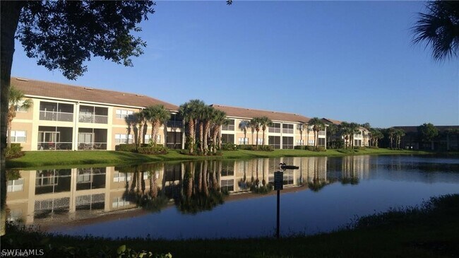 Foto del edificio - 12171 Summergate Cir