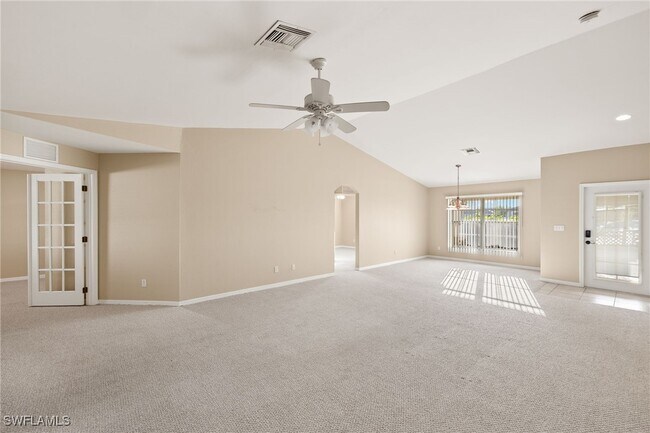 Foto del edificio - 1229 NW 26th Pl