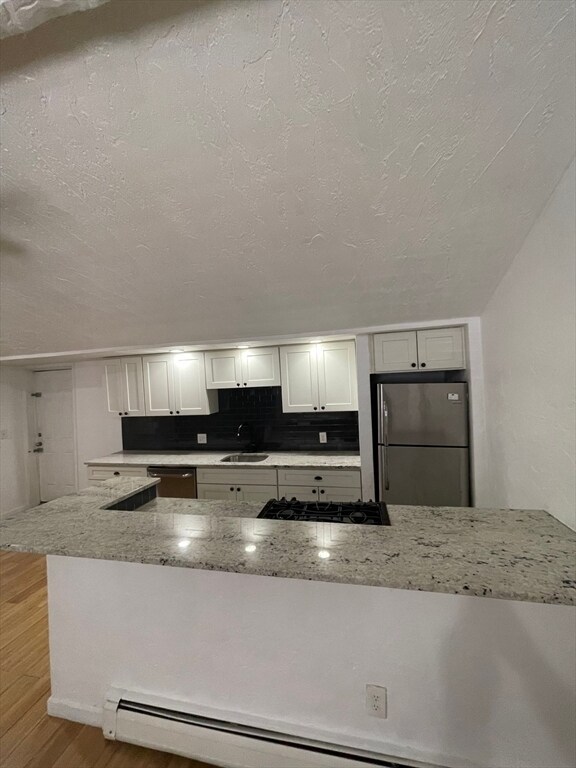 Foto del edificio - 241 Maverick St