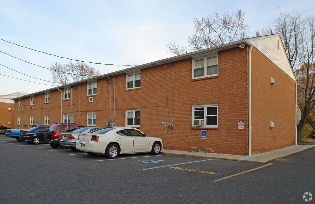Cornell Manor Apartments Somerdale, NJ