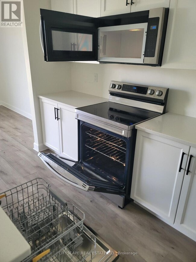 Building Photo - 326 Buckthorn Dr