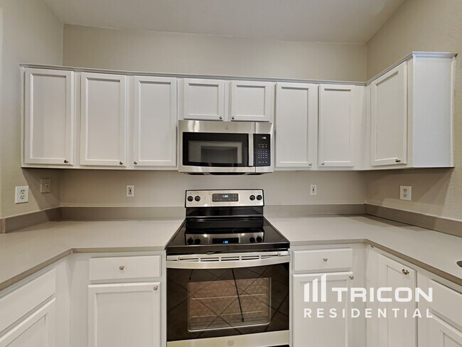 Building Photo - 40139 N Patriot Way Anthem AZ