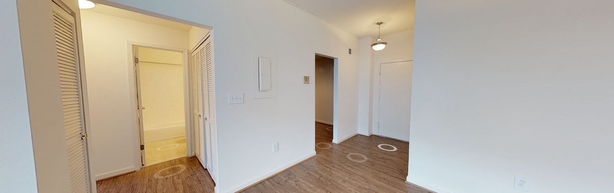 Photo - Thames Point Apartments