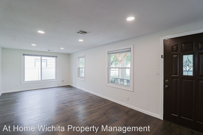 Building Photo - 2 br, 2 bath House - 200 S. Park St