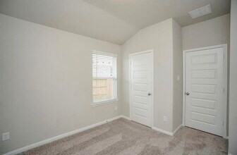 Building Photo - 21607 Blue Sapphire Ct