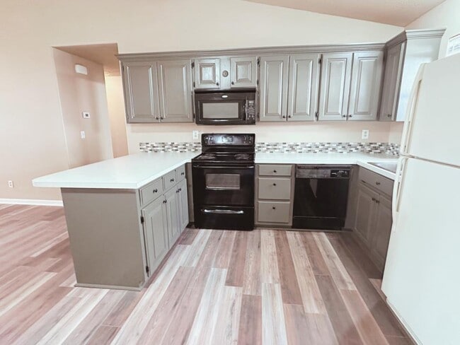 Foto del edificio - 115 Goodner Ln