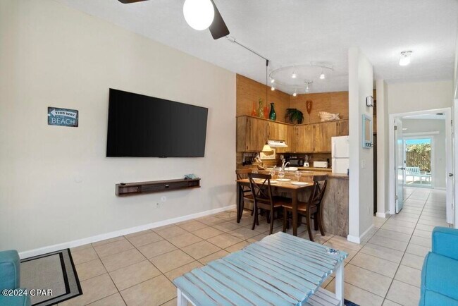 Foto del edificio - 5807 Sunset Ave