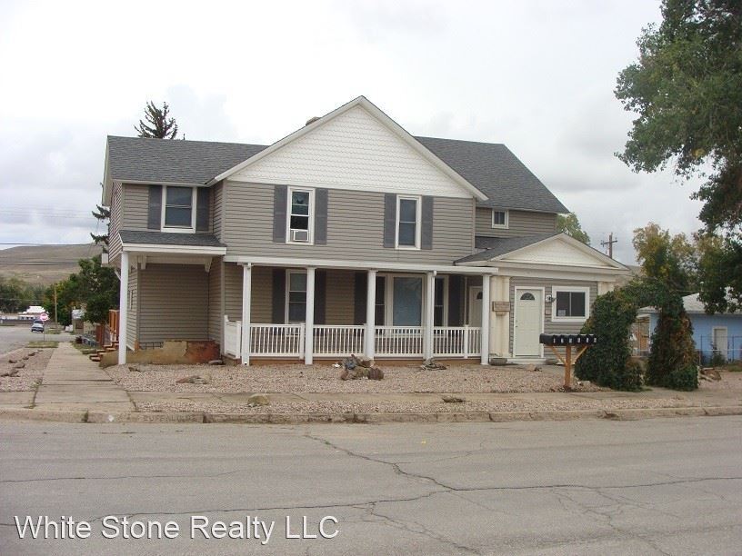 Primary Photo - 704 W Buffalo St