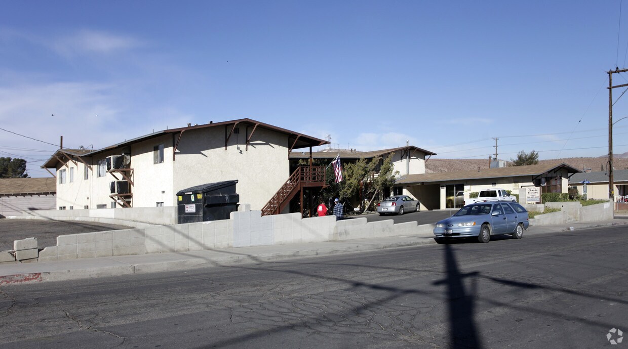 100 E Fredricks St, Barstow, CA 92311 Apartments in Barstow, CA