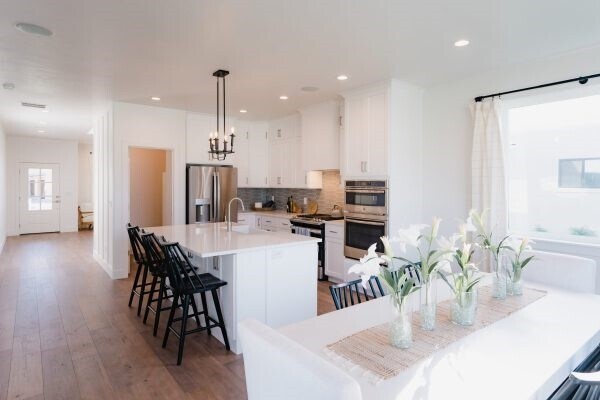 Building Photo - 856 W 900 S