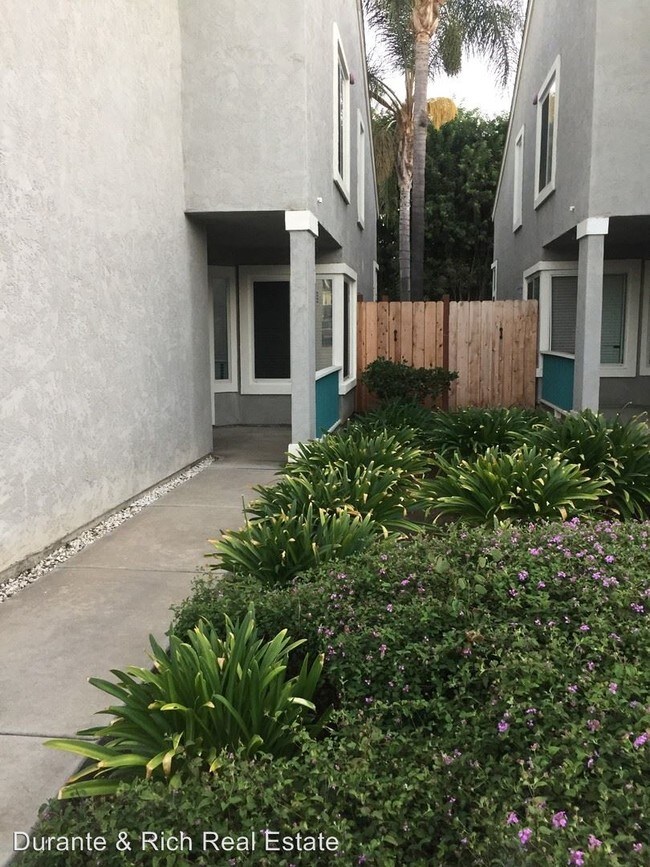 Foto del edificio - 2 br, 2.5 bath House - 2607 Valencia Canyon
