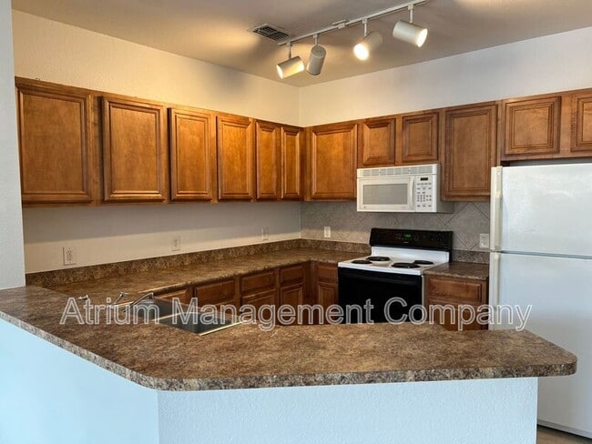 Photo - 6153 Metrowest Blvd House