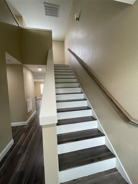 Foto del edificio - 3115 Webster St