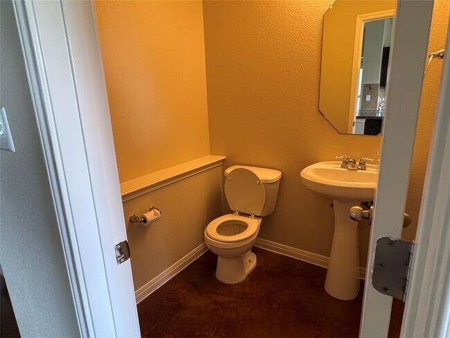 Foto del edificio - 4503 Esper Ln