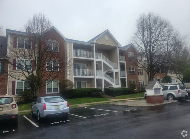 Building Photo - 1607 Breckenridge Dr
