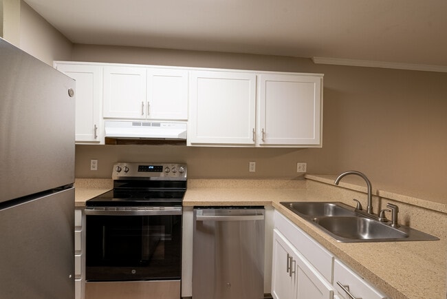 Building Photo - Tanager Apartments