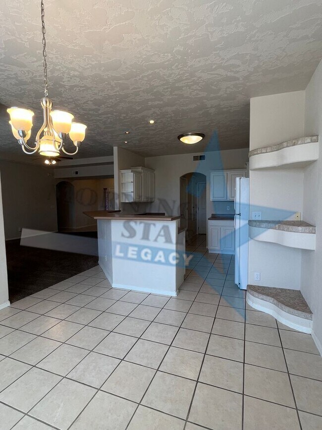 Foto del edificio - 3 Bedroom Home in Roadrunner Area!