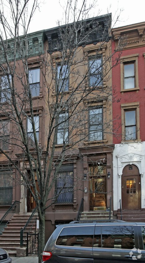 Foto del edificio - 212 W 123rd St