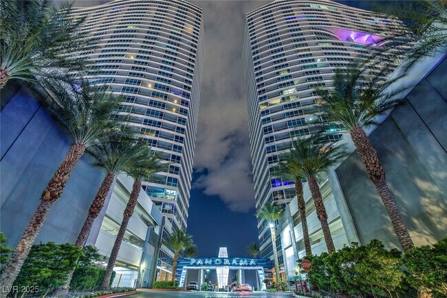 Foto del edificio - 4525 Dean Martin Dr