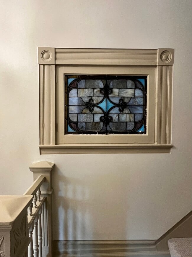 Vidrieras originales restauradas - 347 Spahr St