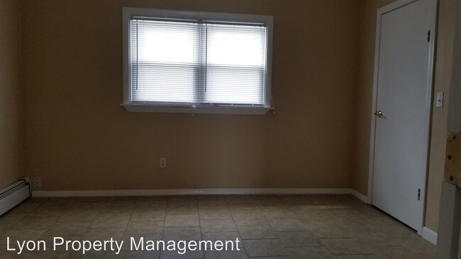 Building Photo - 133 Longmeadow Ave