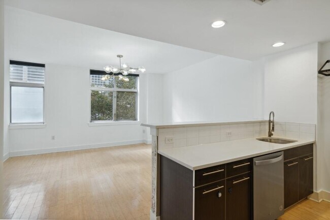 Building Photo - 154 Steuben St