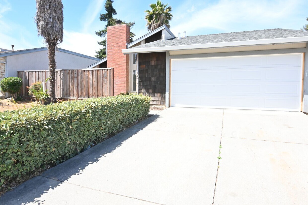 Foto principal - 1227 Spokane Dr