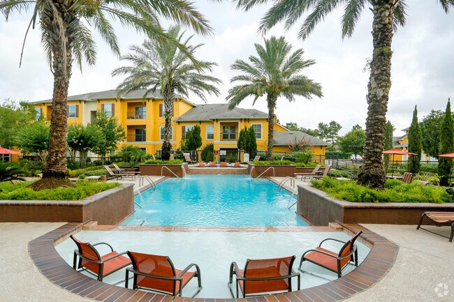 The Sapphire Resort Apartments Apartments Houston Tx Apartments Com