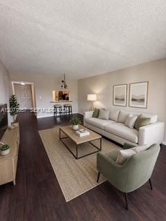 Foto del edificio - 3720 N Pine Island Rd