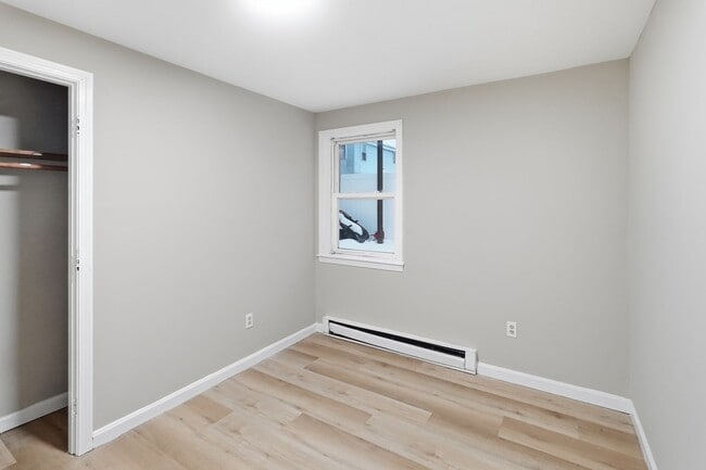 Photo - 26 Old West Brookfield Rd Apartment