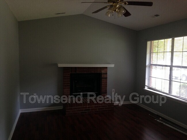 Building Photo - 4825 Banfshire Rd