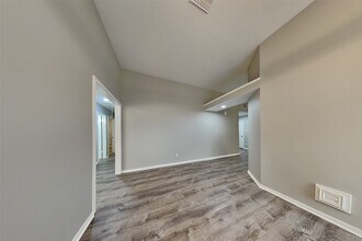 Building Photo - 17326 Masonridge Dr