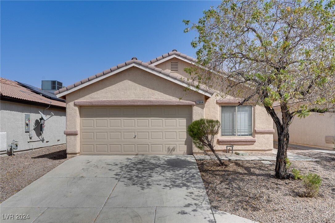Foto principal - 2664 Early Vista St