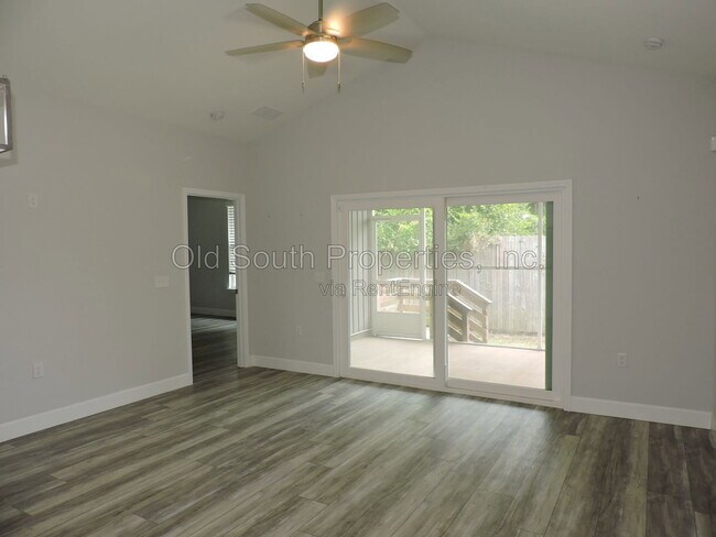 Foto del edificio - 5308 Cambria Dr