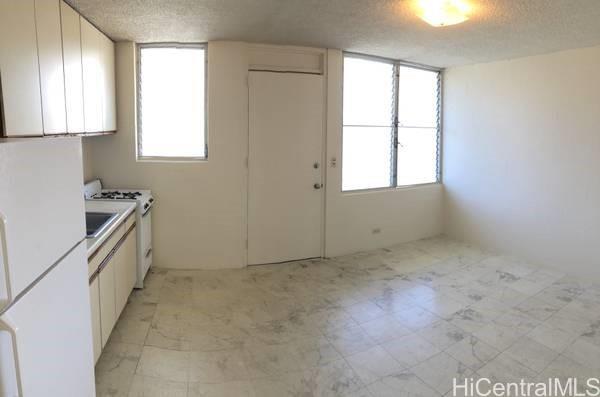 Building Photo - 1454 Pele St