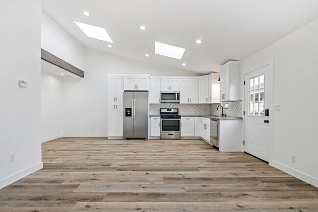 Building Photo - 8460 Kittyhawk Ave