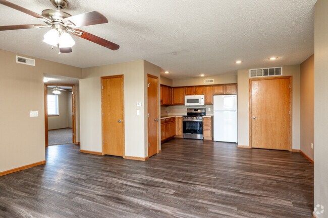 Interior Photo - Heartland Commons