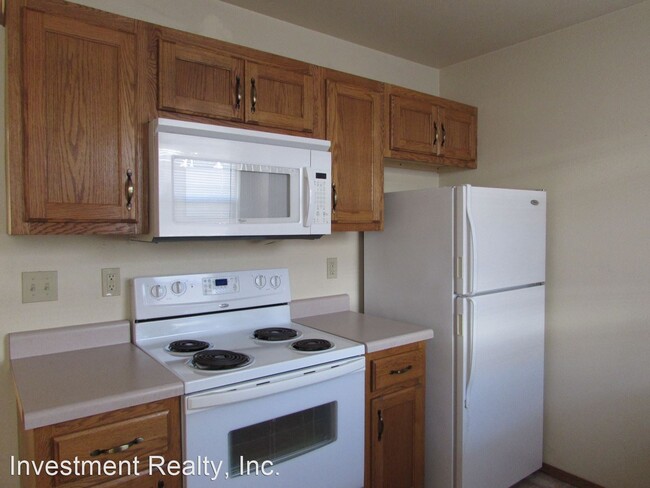 Building Photo - 20312 Skyview Dr
