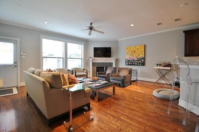 Foto del edificio - 211 W 26th St