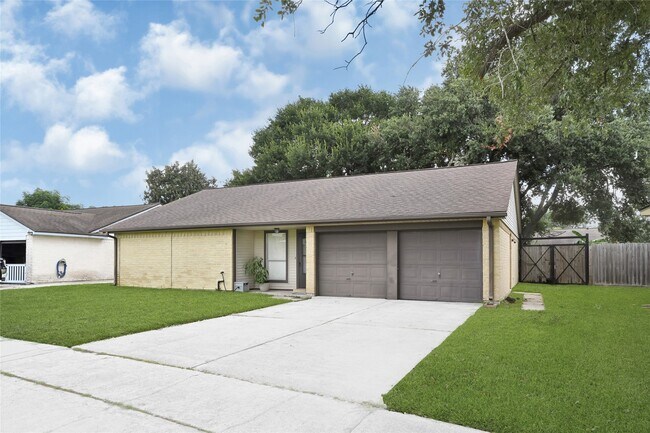 Foto del edificio - 10007 Oakmont Dr