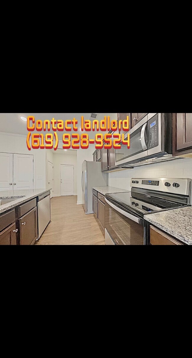 Foto del edificio - 584 Woodall Rd