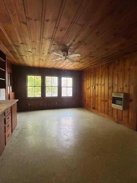 Foto del edificio - 702 NE Evangeline Thruway