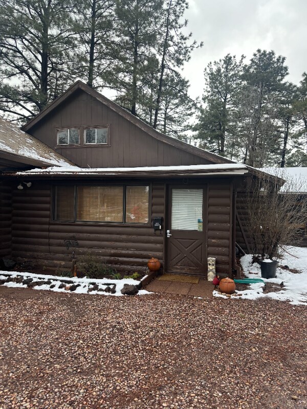 596 W White Mountain Blvd, AZ 85929 Townhome