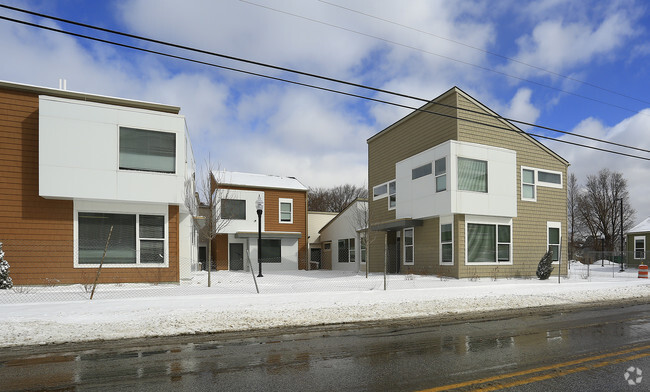 Foto del edificio - Fairfax Intergenerational Housing