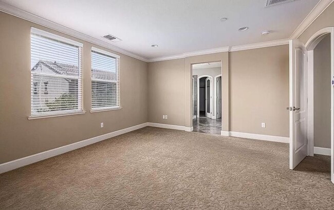 Foto del edificio - $4195.00 - Gorgeous and Ready for Move-In! Spacious 4 Br / 2.5 Ba in South Gilroy