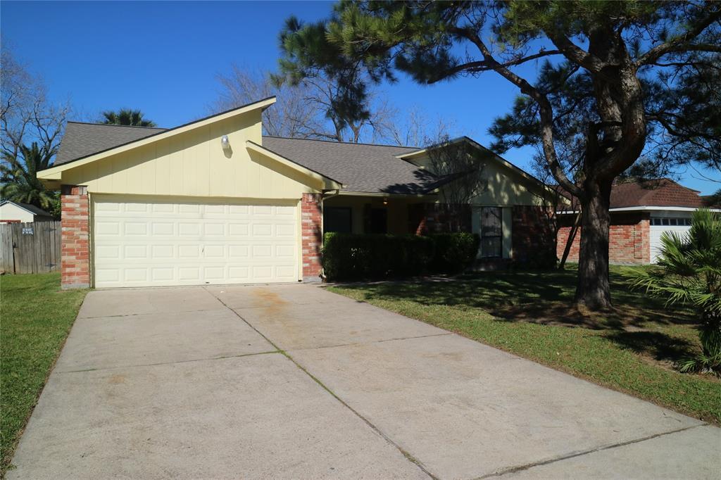 Foto principal - 12535 Versailles Dr