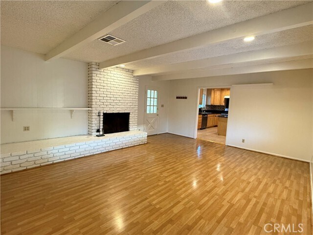 Foto del edificio - 10731 Freer Ave