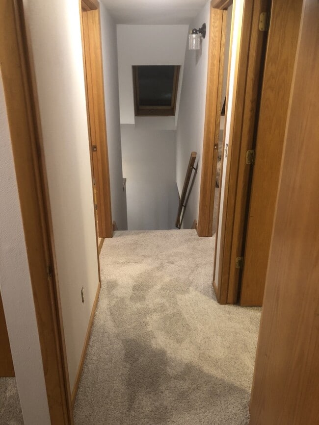 Building Photo - 7655 Farmington Way