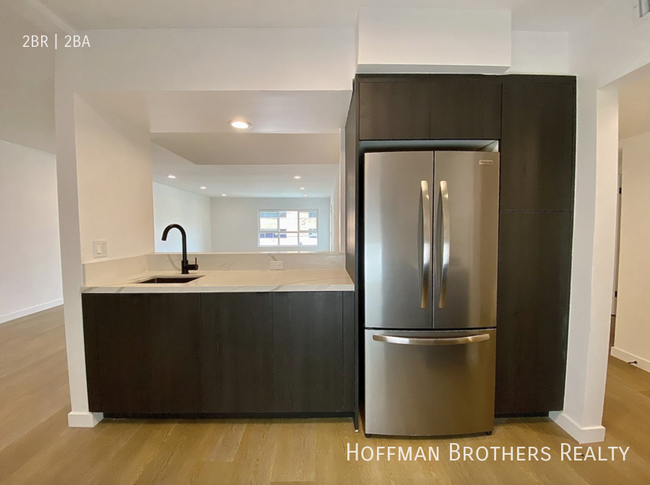Building Photo - 9583 Alcott St Los Angeles, CA 90035